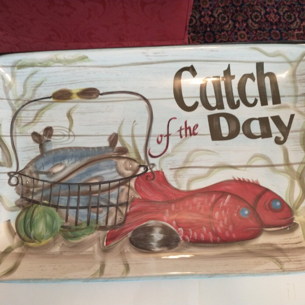 GU  Certified International  Kate McRostie  "Catch of the Day" serving platter
